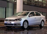 Volkswagen-Passat-2011-1600-0e.jpg