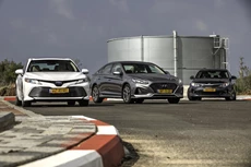 כתבה טויוטה קאמרי מול יונדאי סונטה מול קיה אופטימה - מבחן השוואתי