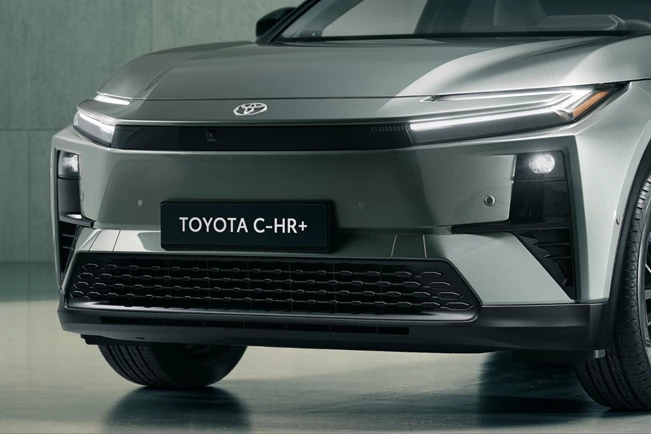 טויוטה הציגה את +C-HR החשמלי: עד 343 כ